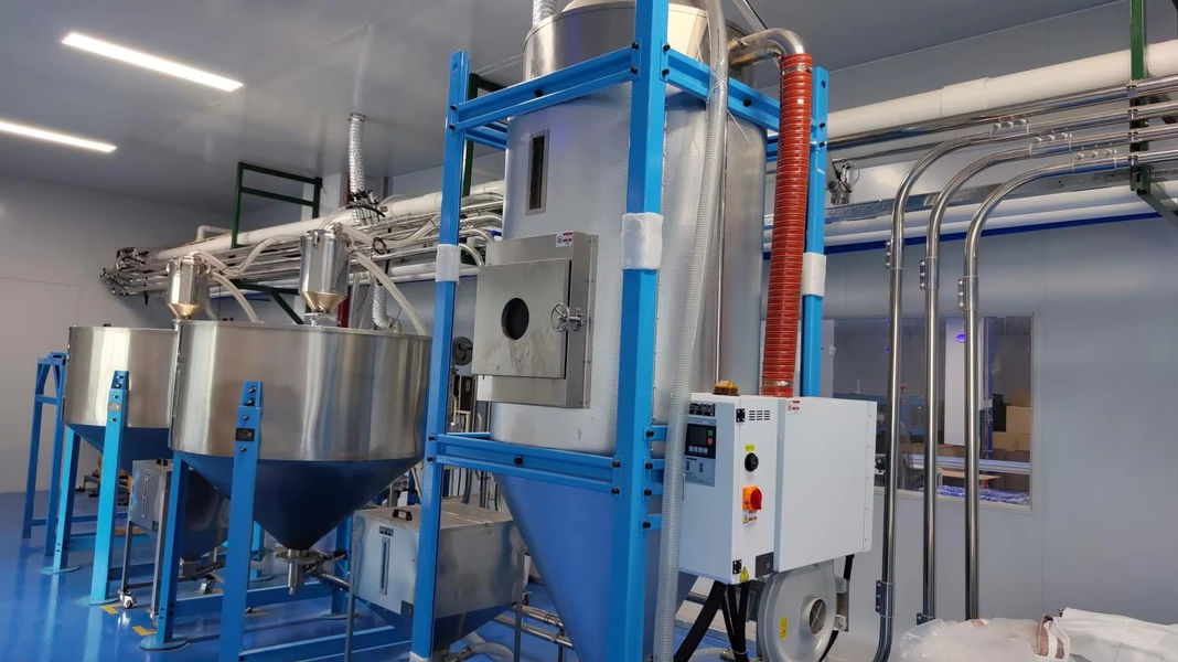 Guangzhou Huihua Packaging Products Co,.LTD manufacturer production line