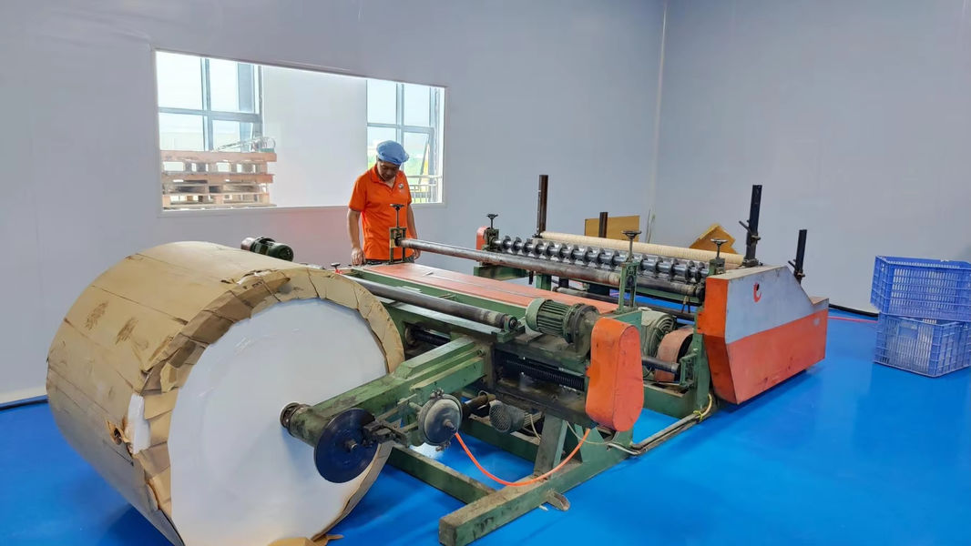 Guangzhou Huihua Packaging Products Co,.LTD manufacturer production line