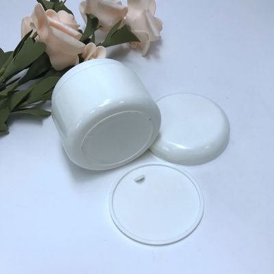 Cosmetic Container 100ml 50ml White PP Plastic Cream Jar With Silver Edge